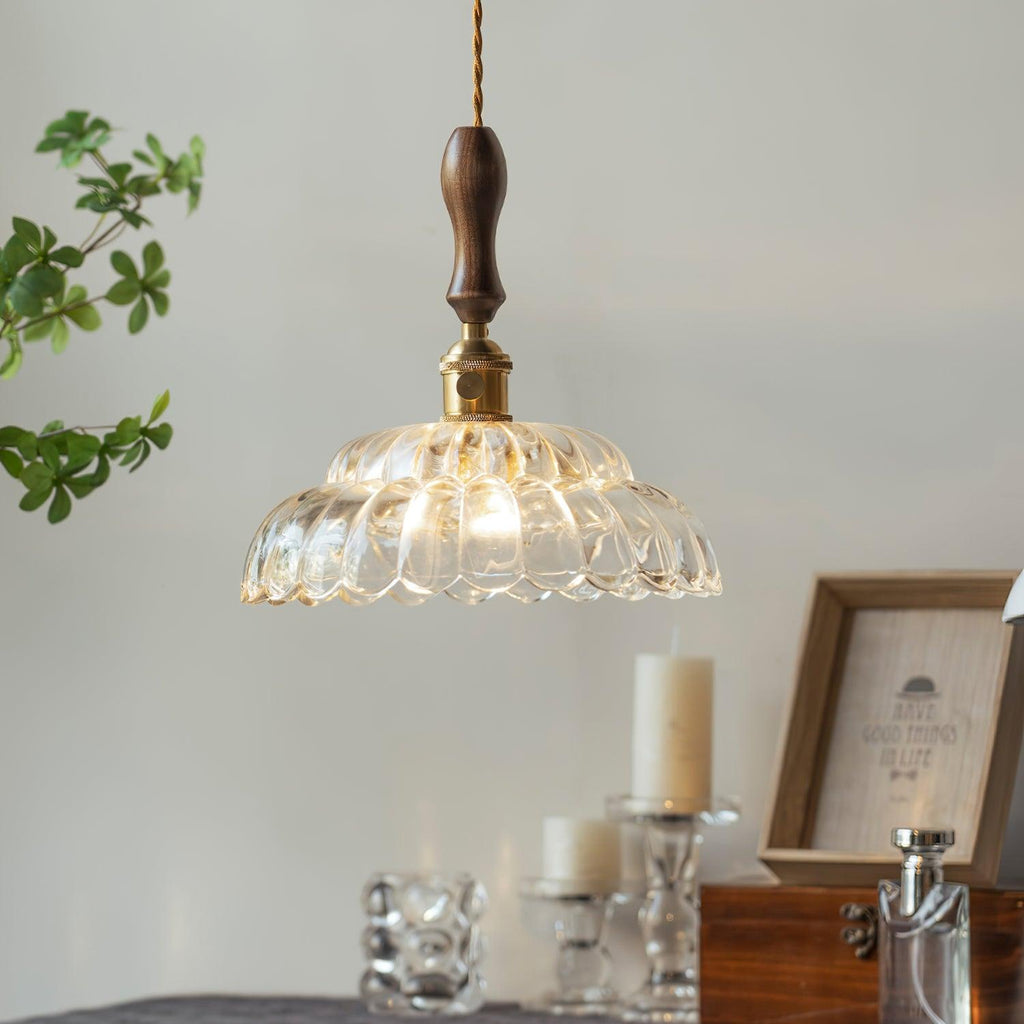 Suspension en verre transparent Tivoli vue détail finition, lampe suspendue design – Klaross