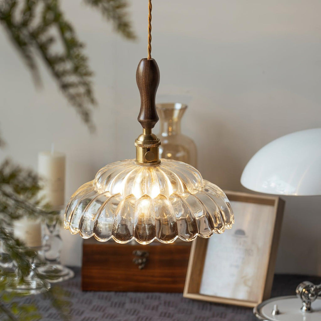 Suspension en verre transparent Tivoli en ambiance, éclairage salon – Klaross