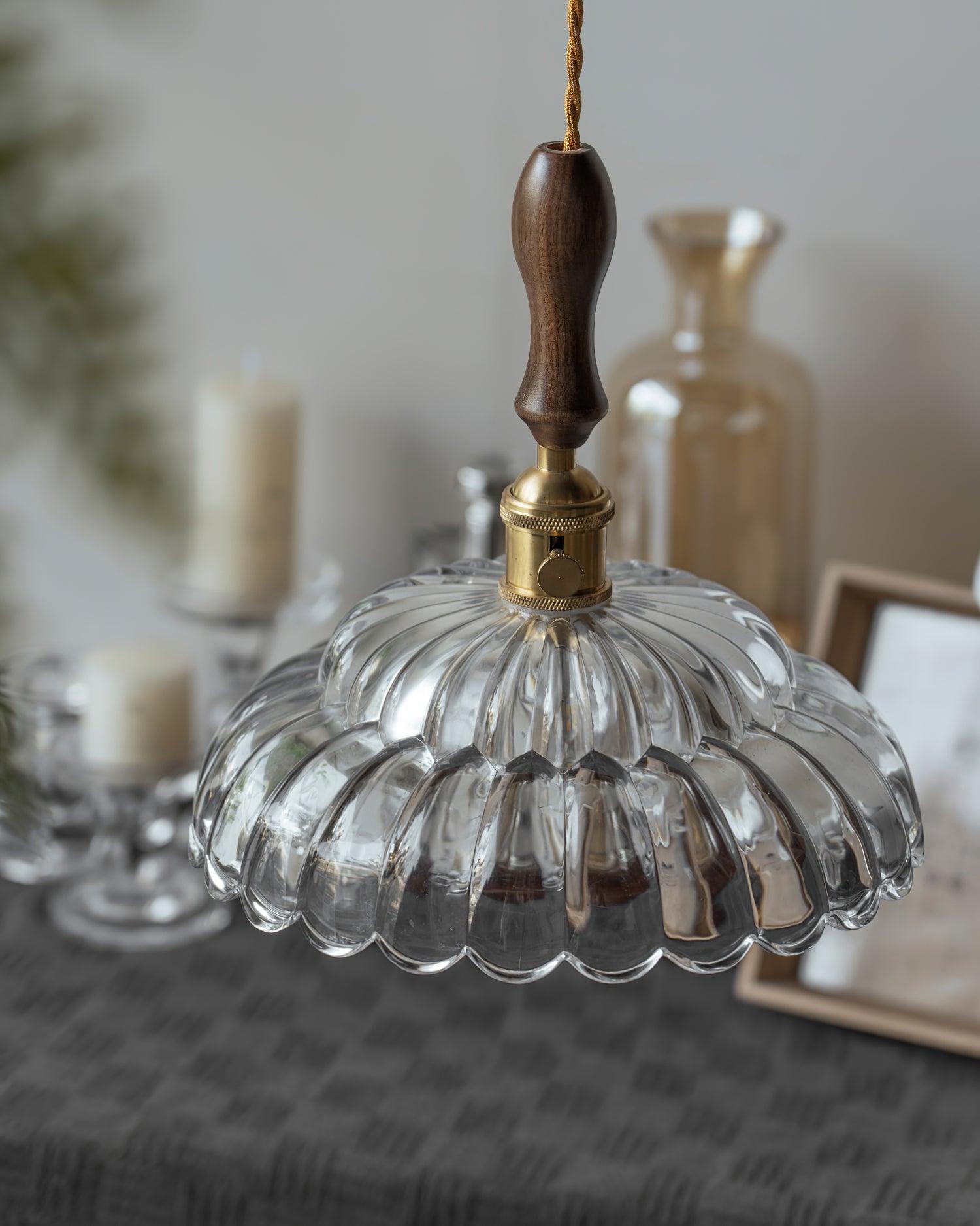 Suspension Tivoli mise en situation en verre transparent – Klaross