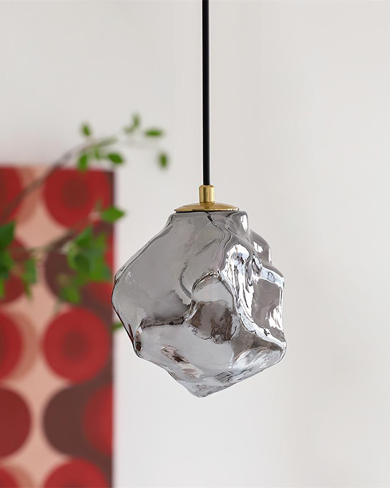 Suspension en verre ambré Diamanta en ambiance, éclairage salon – Klaross