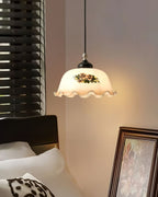 Suspension en verre dépoli Estelle en ambiance, éclairage salon – Klaross