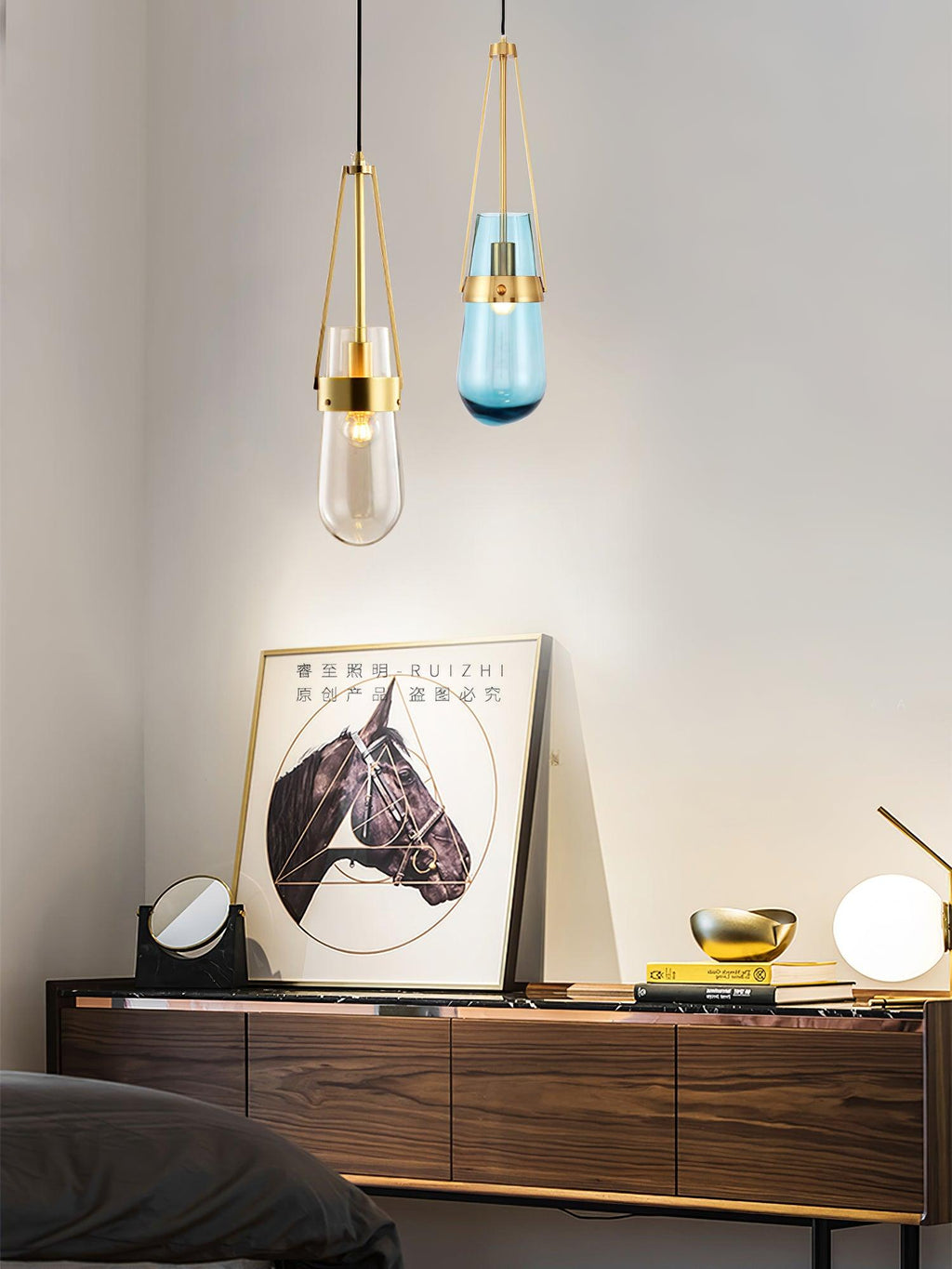 Suspension minimaliste DROXE en verre – luminaire design salon – Klaross
