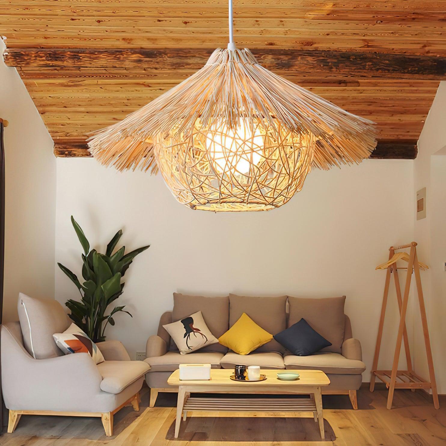 Suspension CHAPAN paille mise en situation salon – Klaross