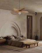 Suspension FLORA rotin mise en situation salon – Klaross