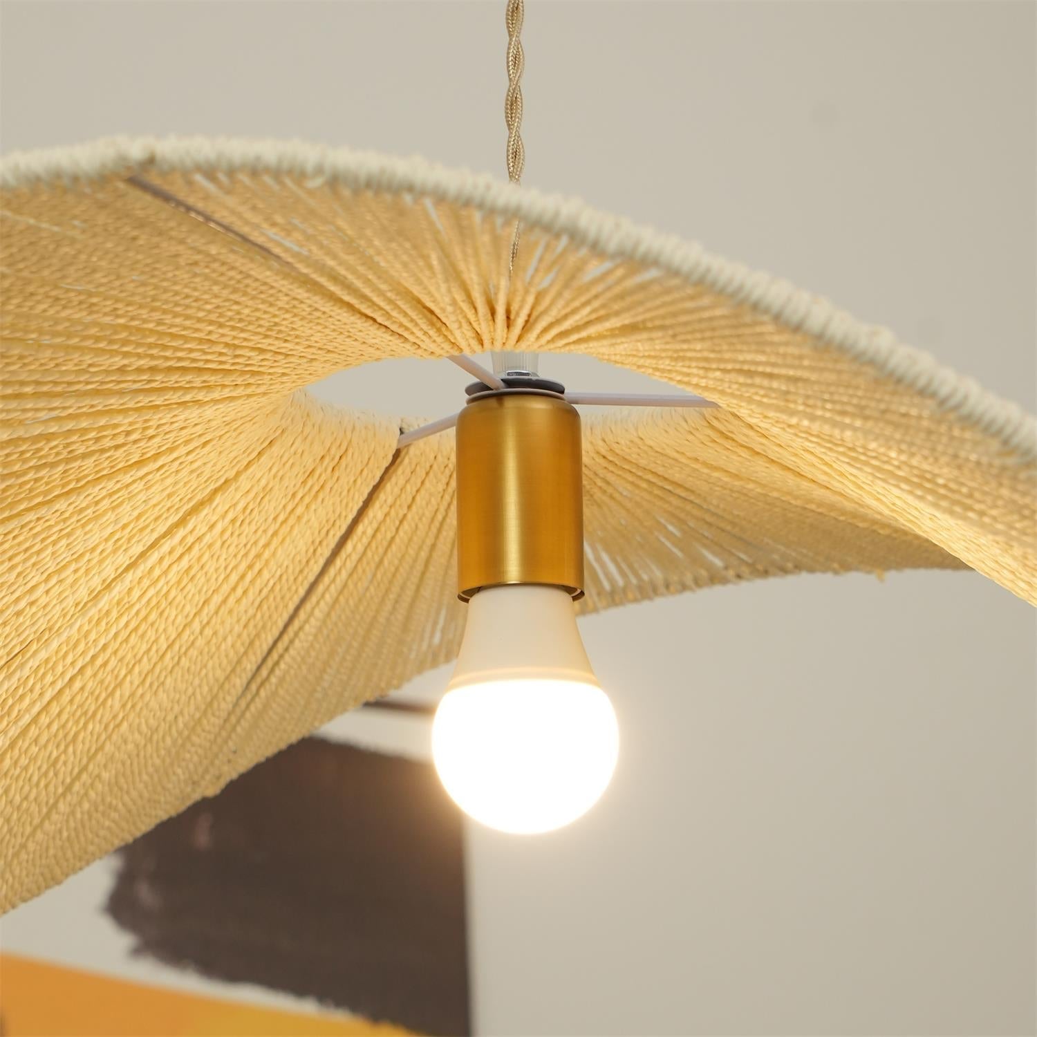 Suspension NATIRA paille éclairage doux – Klaross