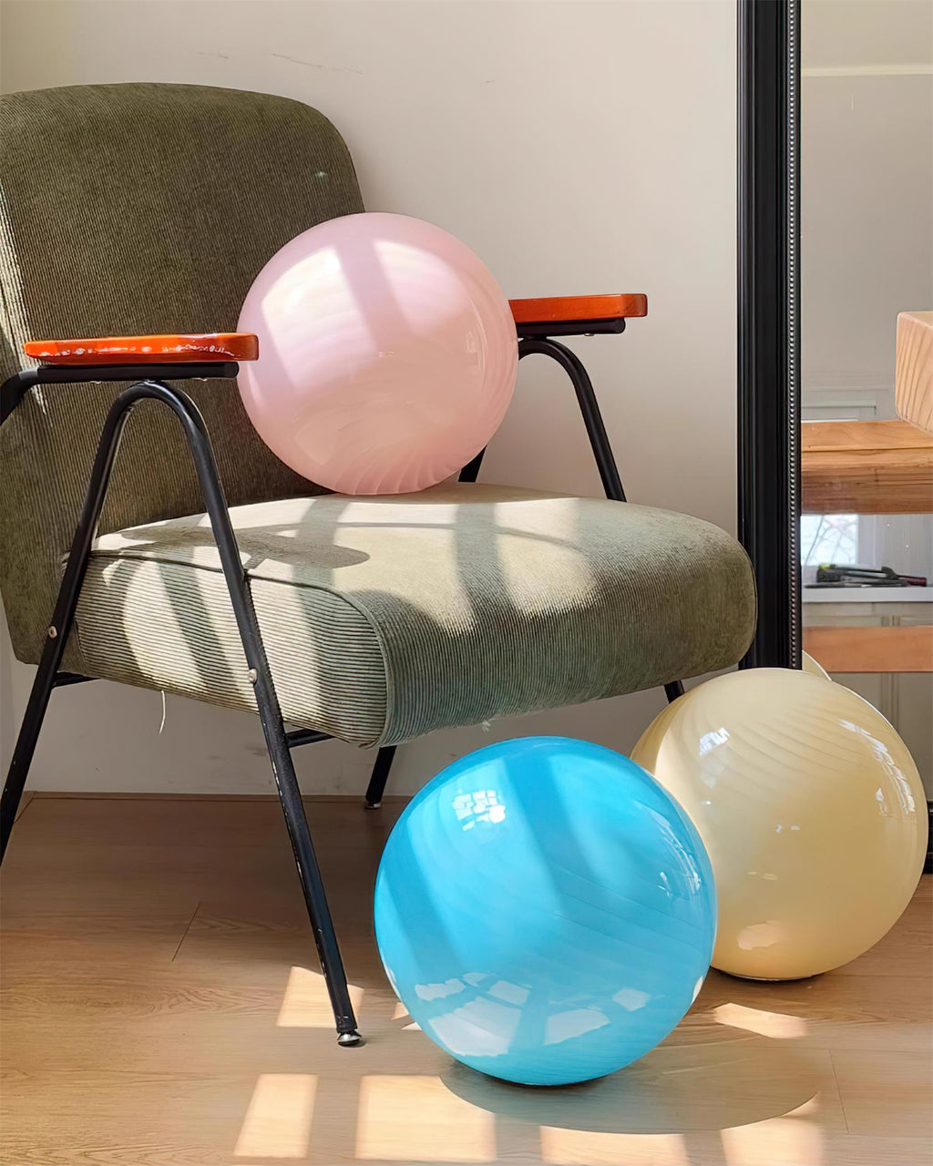 Suspension Kirana en ambiance intérieure en verre soufflé à la main – Klaross
