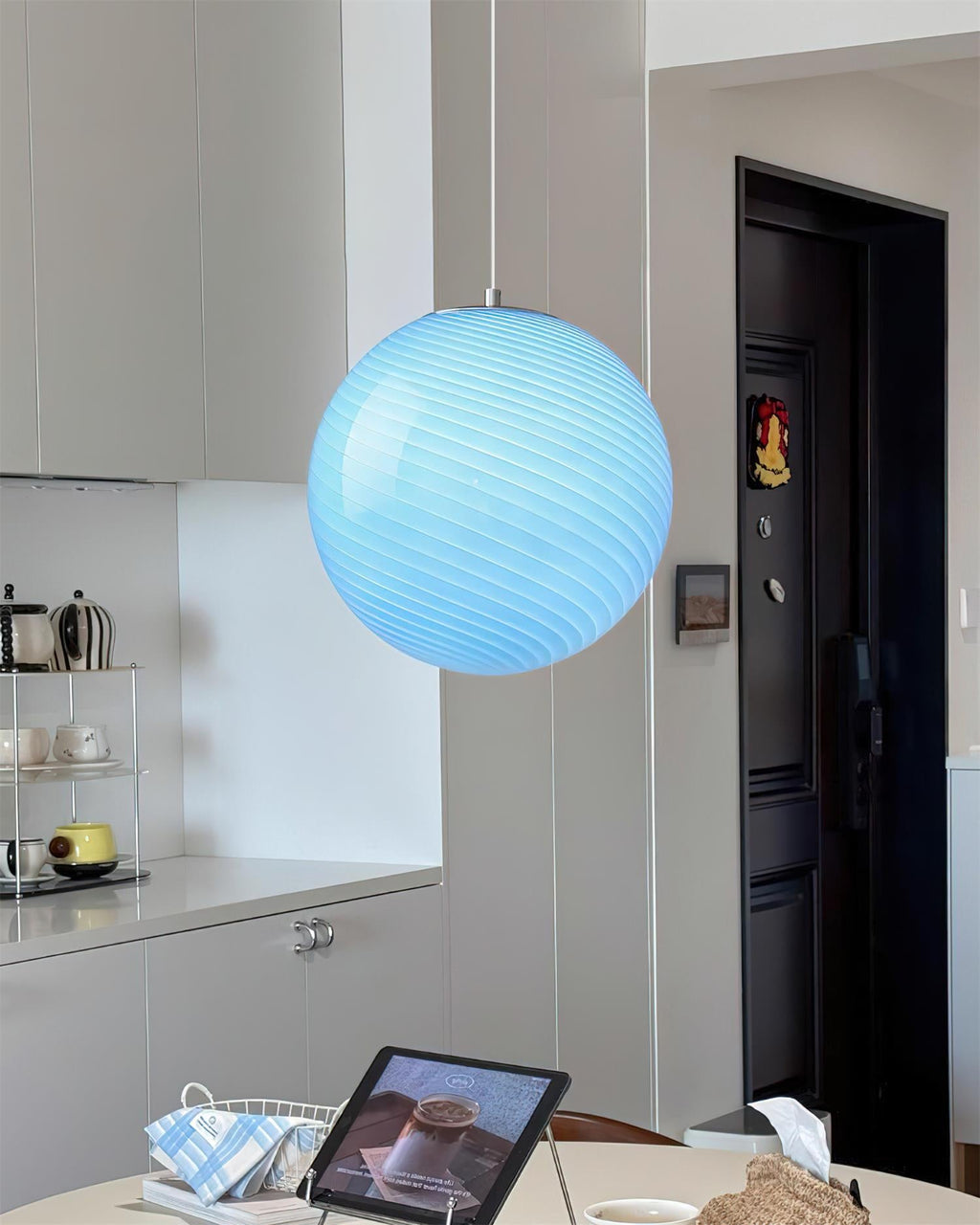 Suspension Kirana vue d'ensemble en verre soufflé à la main – Klaross