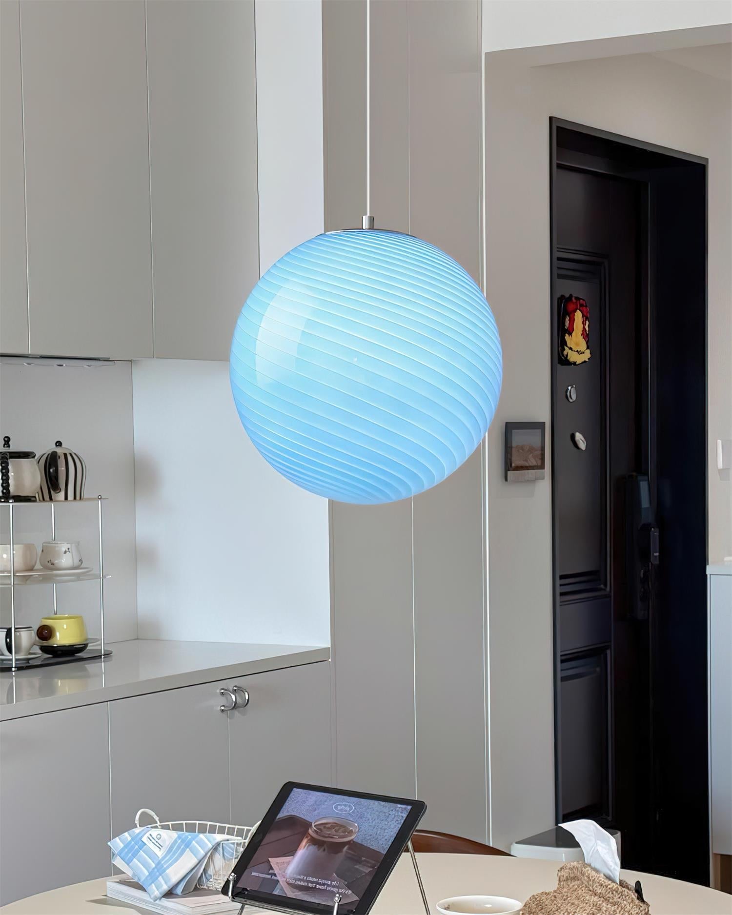 Suspension Kirana vue d'ensemble en verre soufflé à la main – Klaross