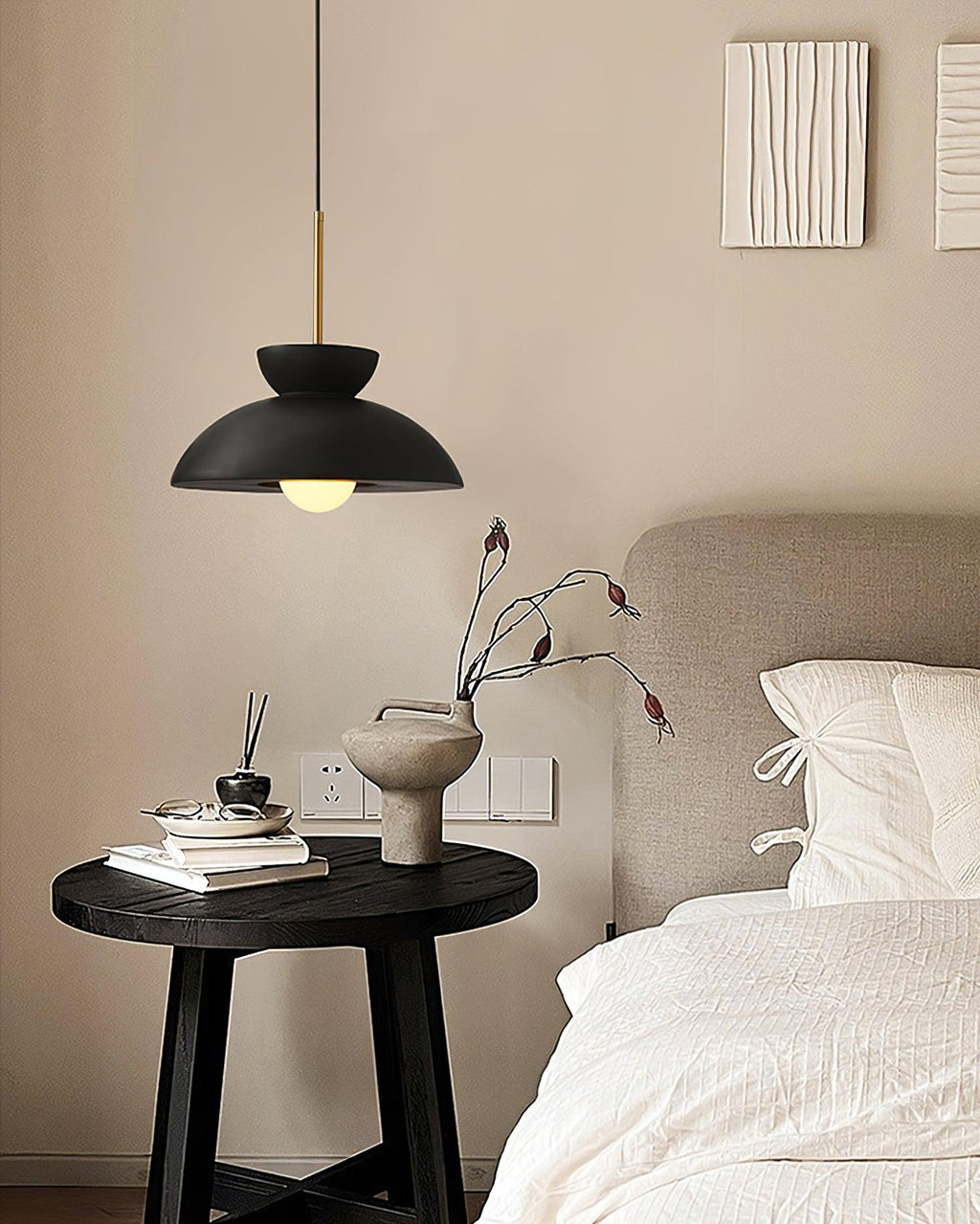 Suspension industrielle ZOVEX en résine – luminaire design salon – Klaross