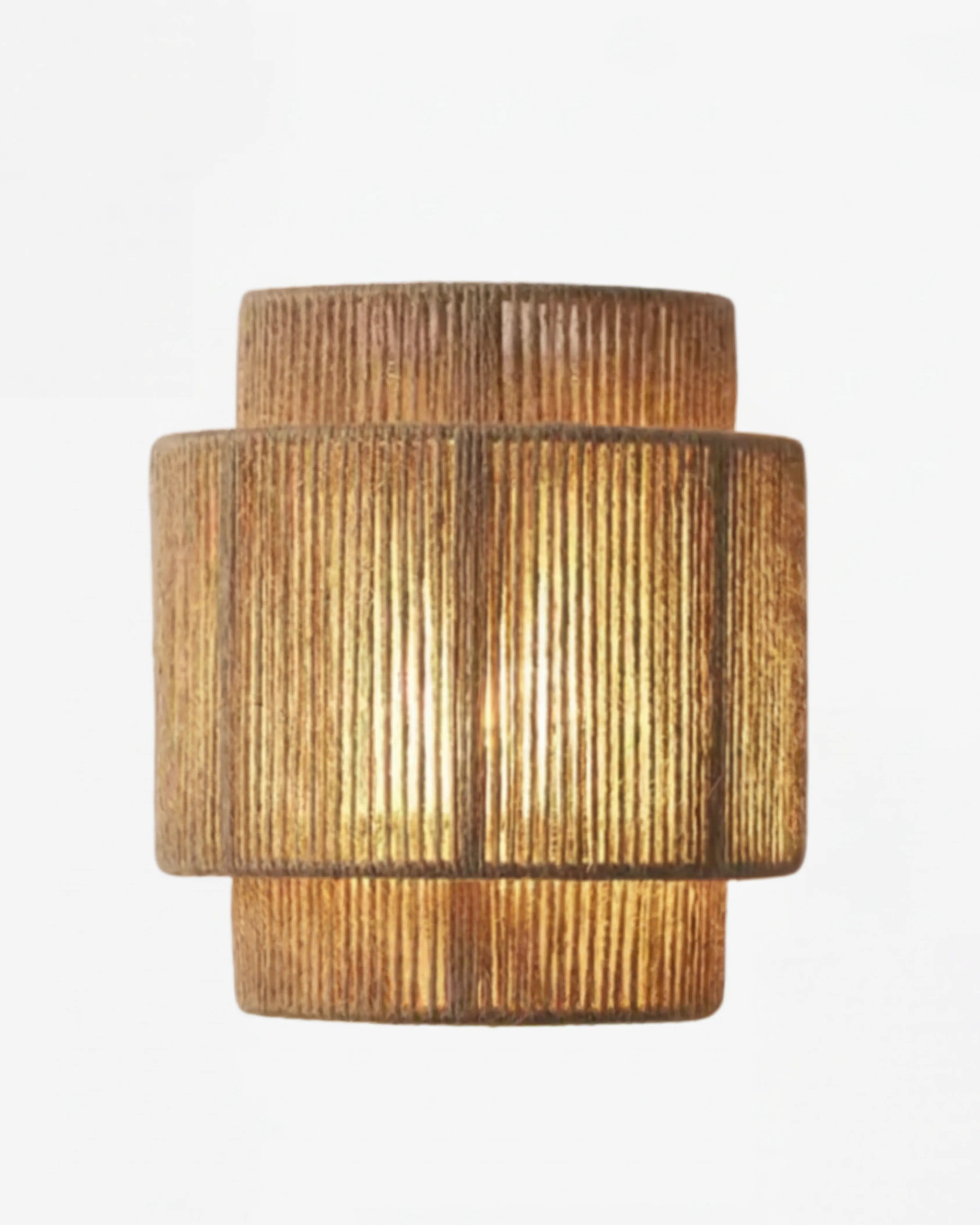 Applique murale en rotin et chanvre tissé, style rétro pour salon ou chambre, compatible ampoule LED E27.