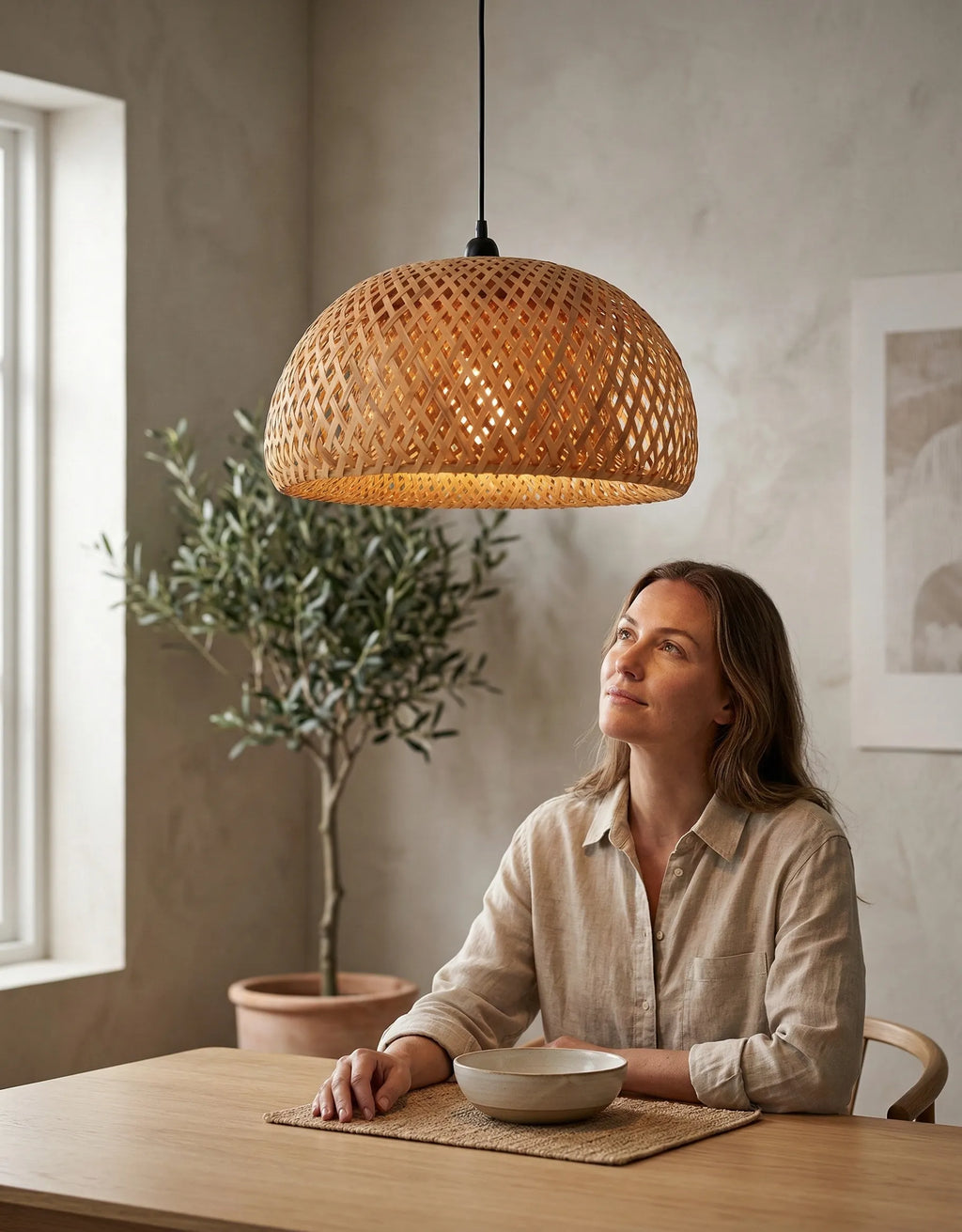 Applique murale design pour éclairage intérieur moderne dans salon, chambre ou couloir — Klaross