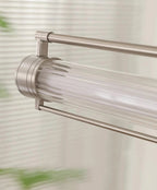 Lampe de plafond en verre finition lisse pour lumière moderne dans la maison.