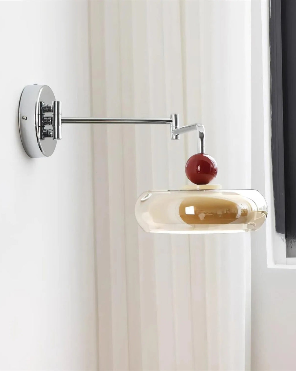 Lampe plafond en verre fusion design pour salon contemporain.