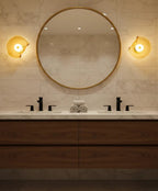 Lampe plafond en verre design pour maison contemporaine.