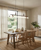 Lampe suspendue nordique dorée 115 cm avec détails en cuir et diffuseur en acrylique, idéale pour table à manger ou bar.