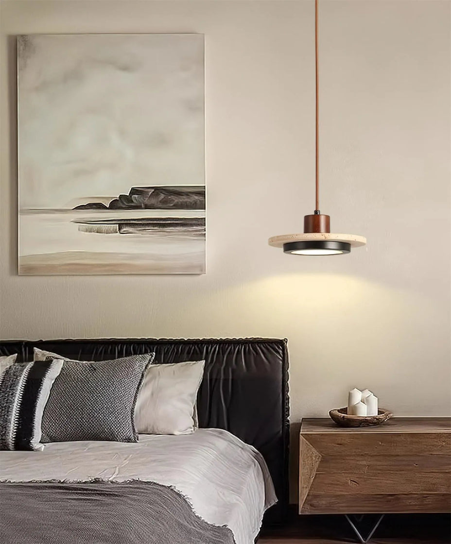 Lampe suspendue en verre design pour intérieur moderne et décoration lumineuse.