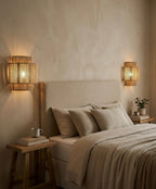 Luminaire applique murale rétro en rotin, diffuseur de lumière pour une ambiance douce dans un restaurant ou salon.