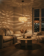 Luminaire en rotin bohème, décoration de plafond pour maison au style naturel et authentique.