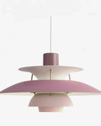 Luminaire suspendu au design danois conçu pour un éclairage confortable sans éblouissement