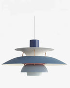 Luminaire suspendu scandinave avec diffuseurs superposés offrant une lumière homogène et apaisante
