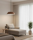Luminaire en verre design style lustre moderne pour éclairage ambiant intérieur.