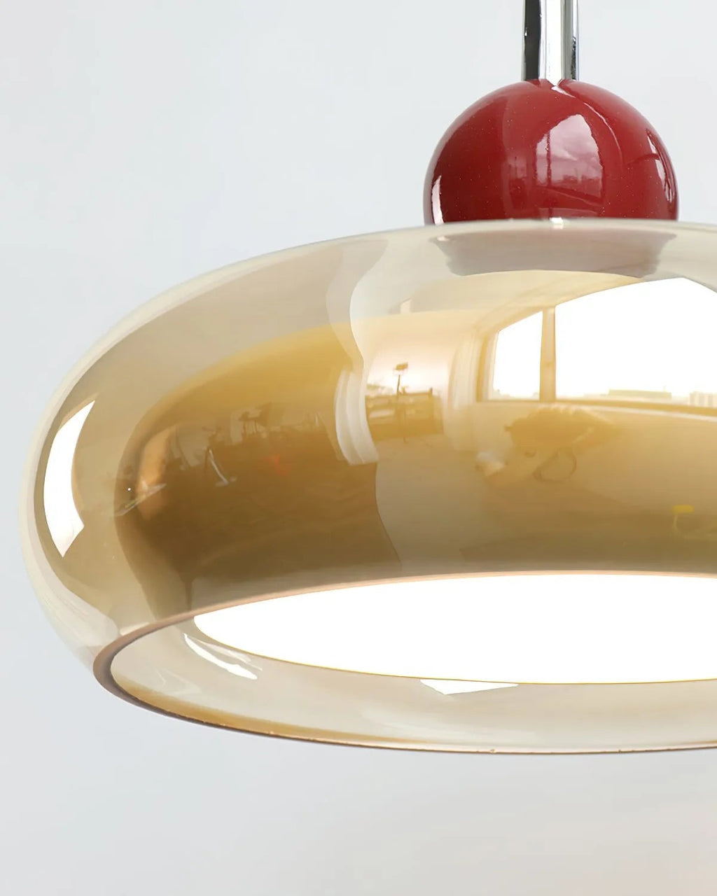 Luminaire en verre texturé pour éclairage moderne intérieur.