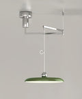 Lustre en verre décoratif avec design moderne pour sublimer un intérieur.