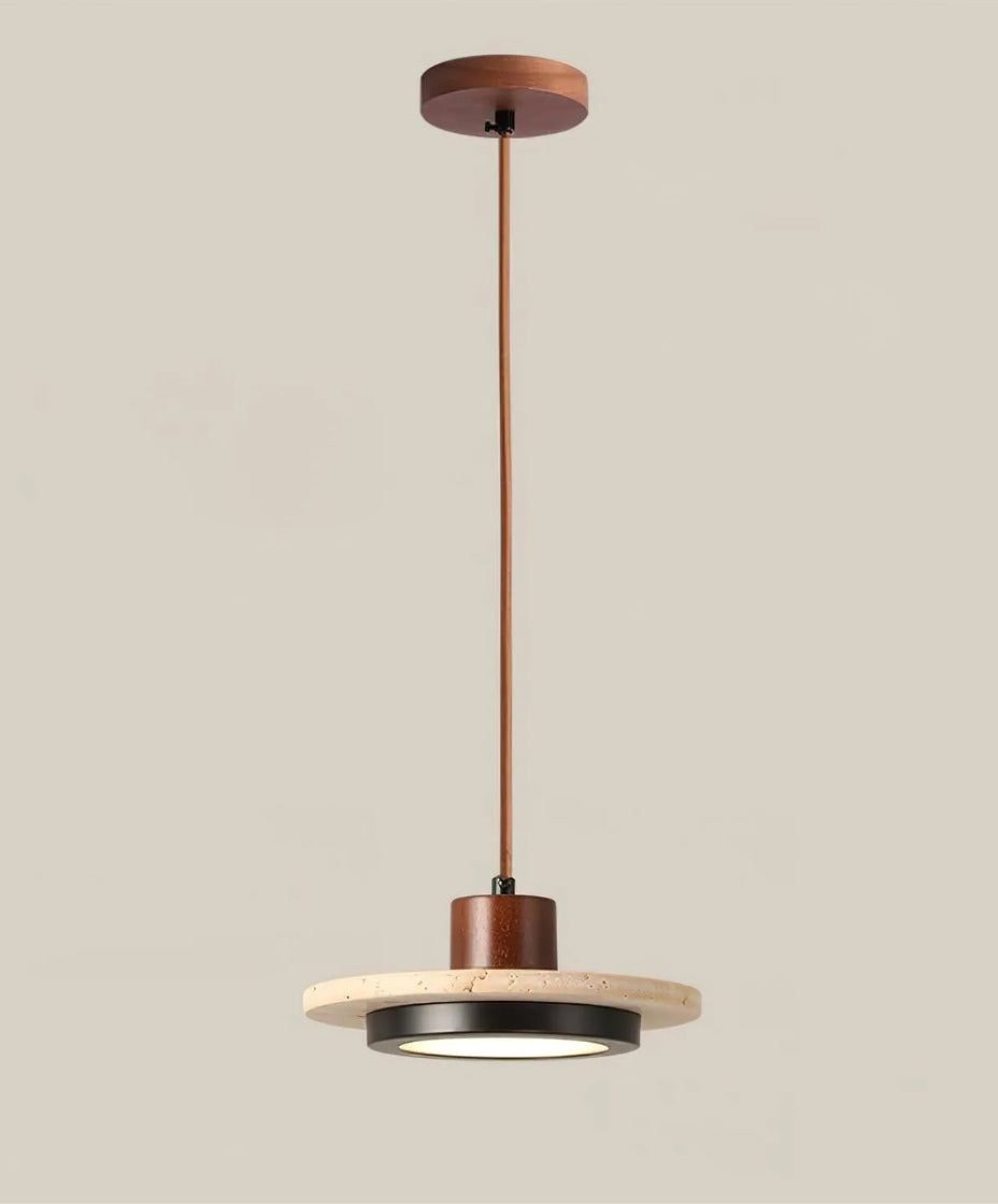 Lustre en verre élégant pour éclairer une salle à manger ou un salon moderne.