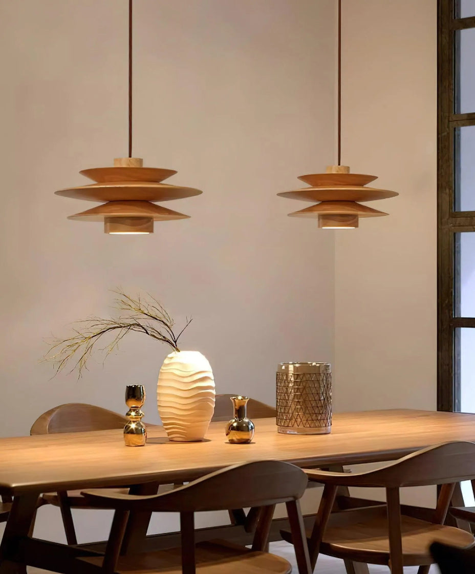 Lustre en verre élégant pour luminaire moderne intérieur.