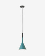 Suspension nordique minimaliste en métal mat apportant une touche tendance à votre décoration intérieure