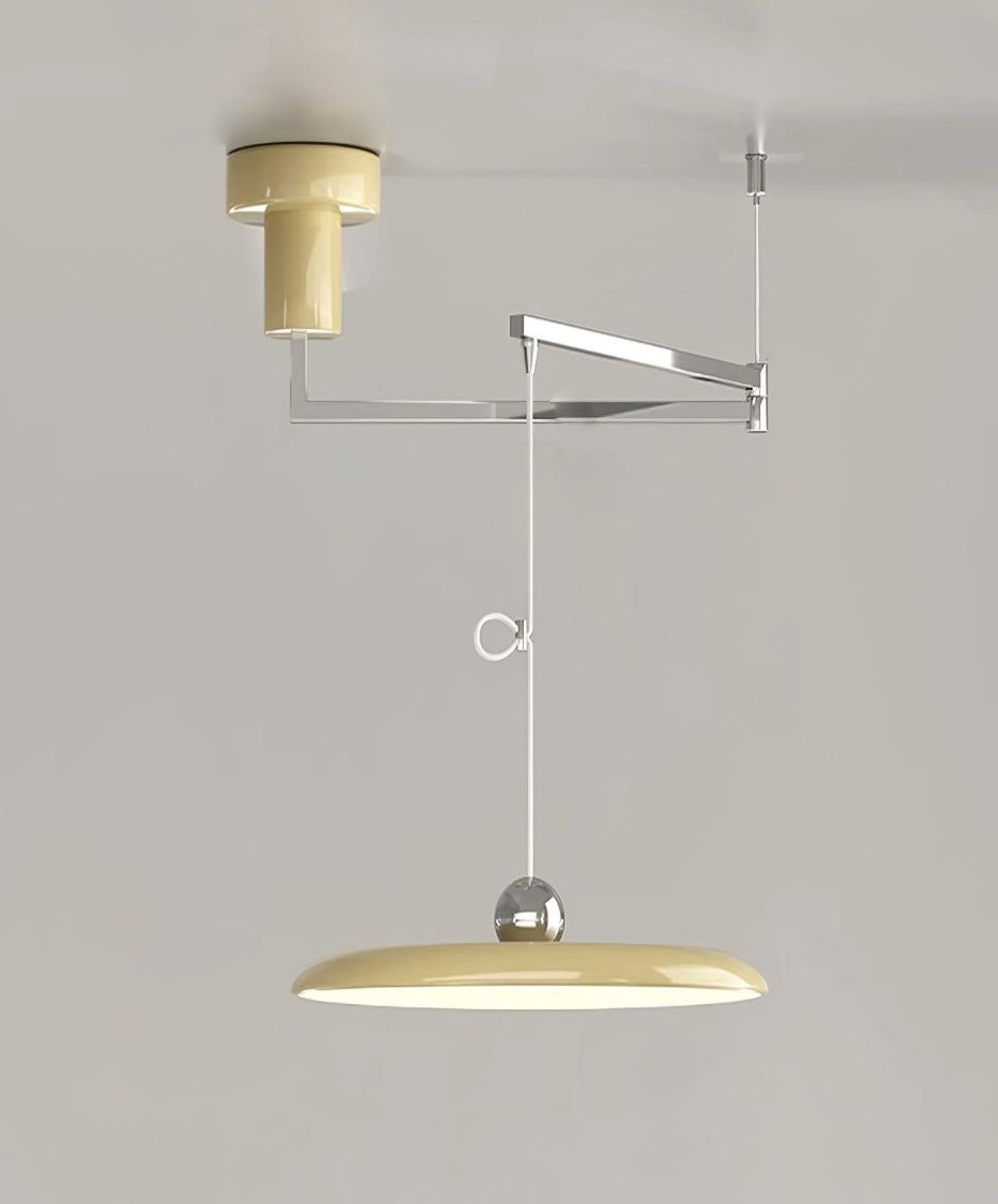 Suspension en verre élégante avec design contemporain pour éclairage intérieur.