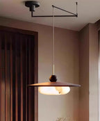 Suspension en verre moderne pour lampe design intérieure.